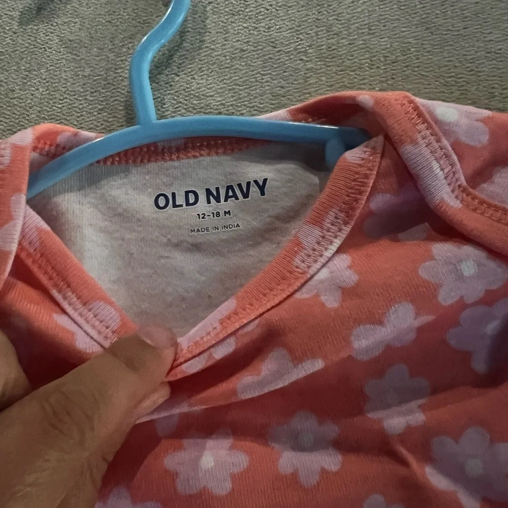 Old Navy Floral Onesie 12-18 months Bundle